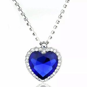 Beautiful Blue Sapphire CZ Heart Necklace!